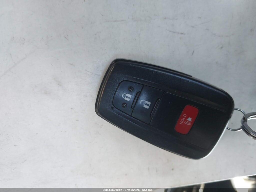 JTDKARFU2J3066263 2018 TOYOTA PRIUS photo no. 11