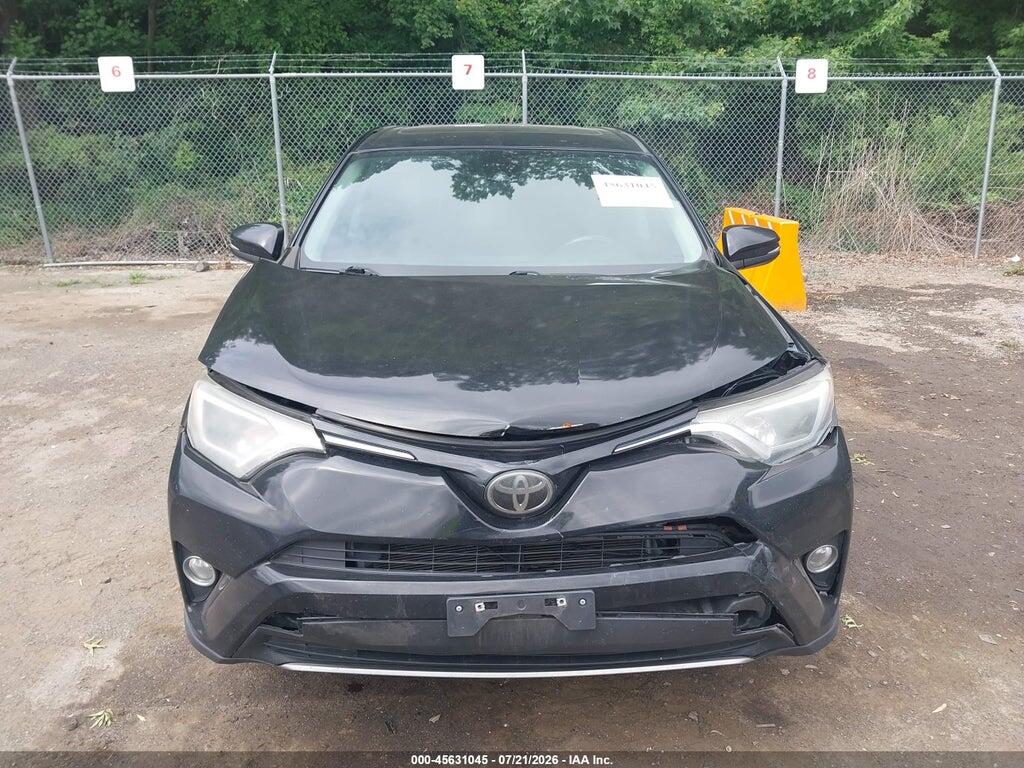 2T3RFREV8JW788974 2018 TOYOTA RAV4 photo no. 12