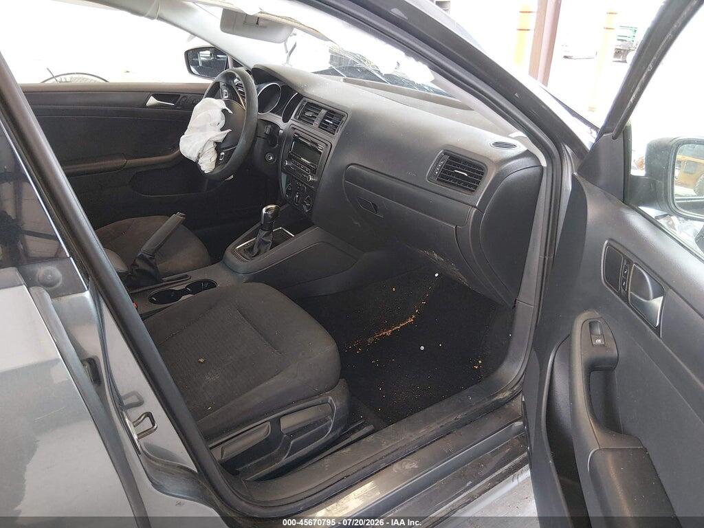 3VW2K7AJ4FM201857 2015 VOLKSWAGEN JETTA photo no. 5