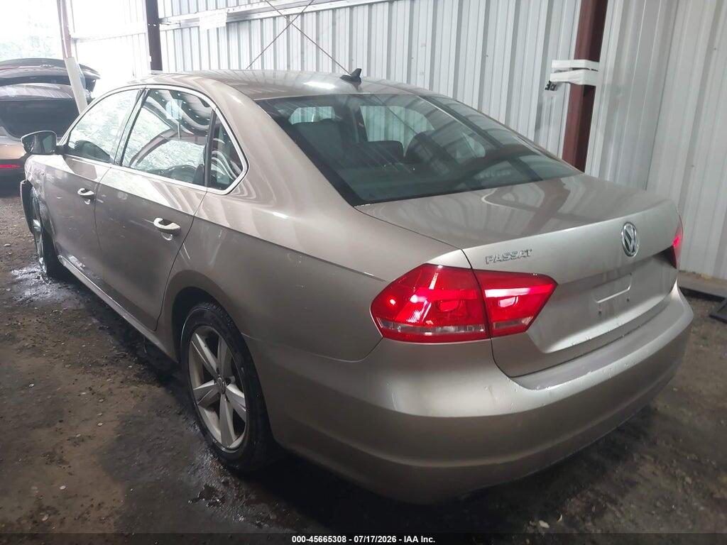 1VWAT7A32FC112624 2015 VOLKSWAGEN PASSAT photo no. 3