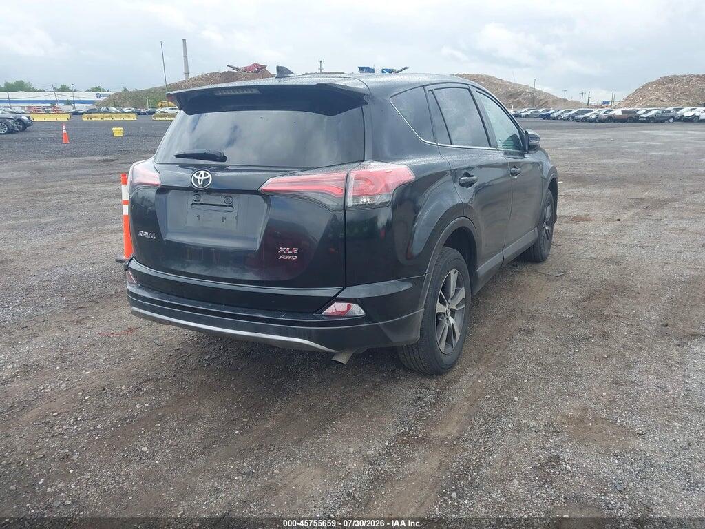 2T3RFREVXJW753420 2018 TOYOTA RAV4 photo no. 4