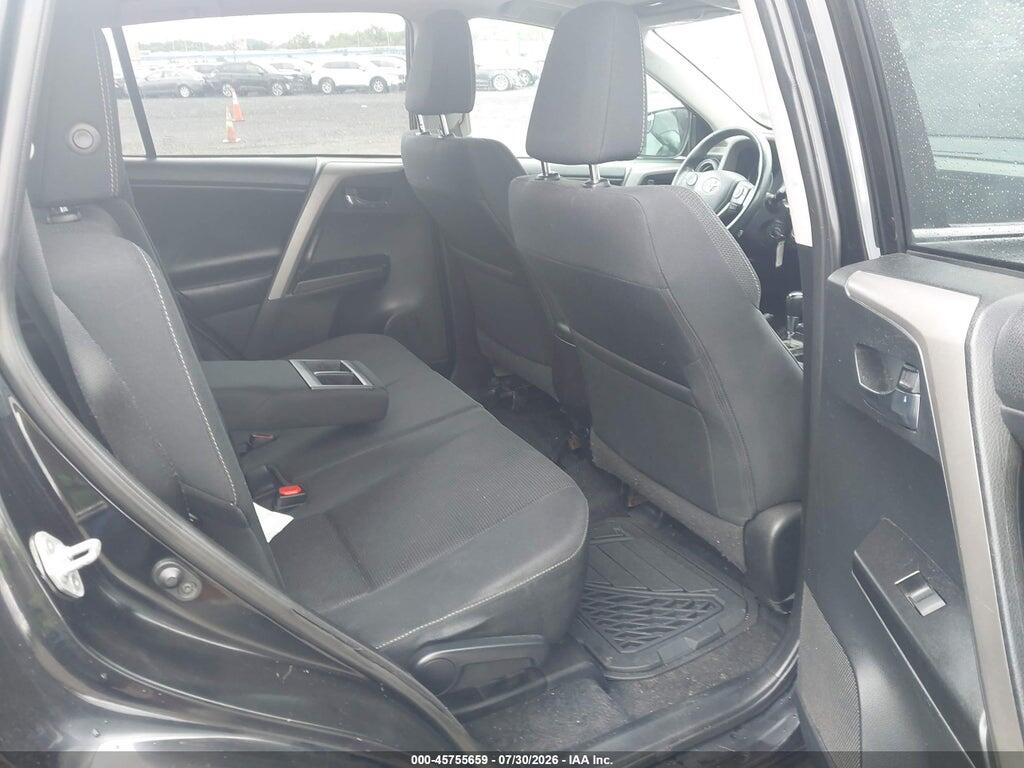 2T3RFREVXJW753420 2018 TOYOTA RAV4 photo no. 8