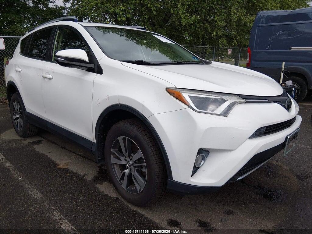 JTMRFREV2JD234133 2018 TOYOTA RAV4 photo no. 1