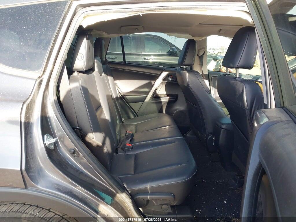 JTMDFREV5JD239546 2018 TOYOTA RAV4 photo no. 8