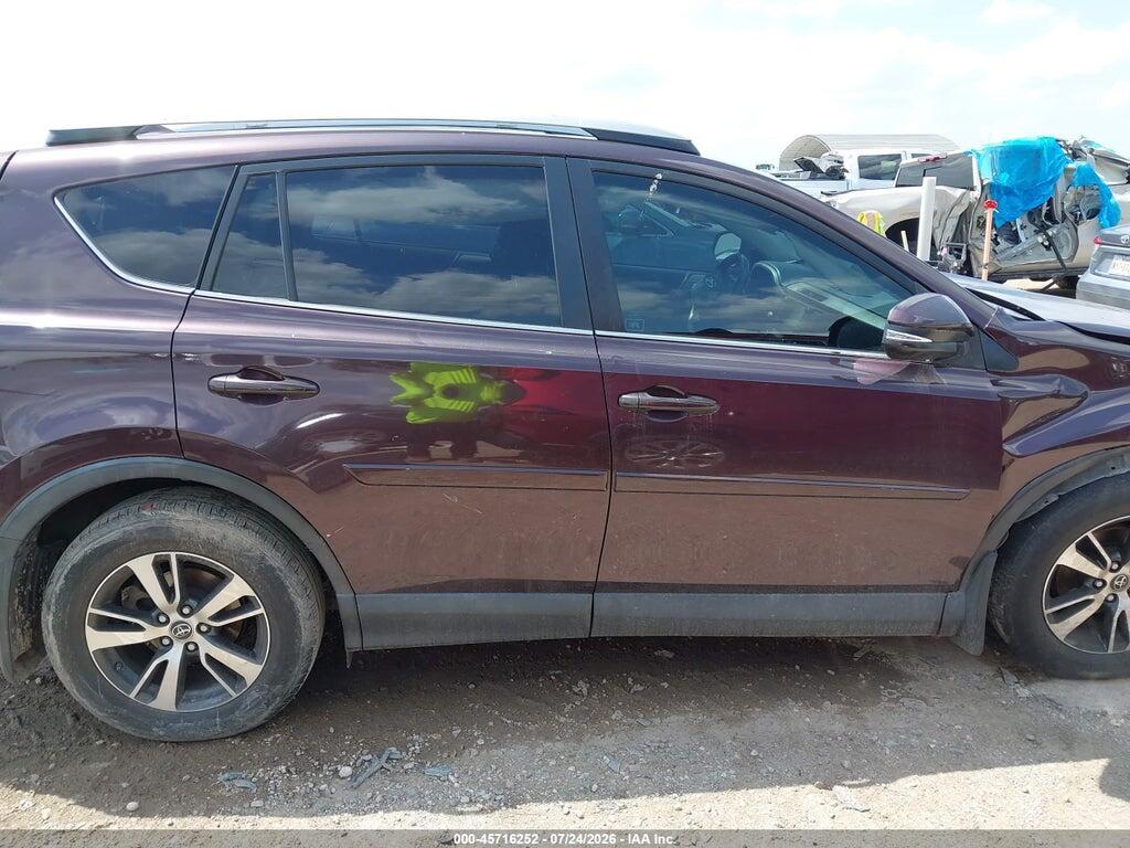 2T3WFREV3JW417496 2018 TOYOTA RAV4 photo no. 12