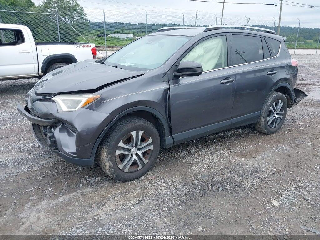 JTMZFREV0JJ154590 2018 TOYOTA RAV4 photo no. 2