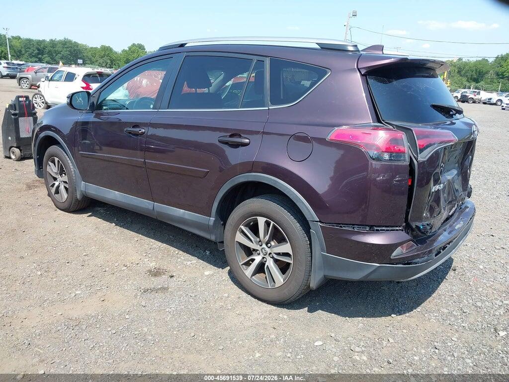 2T3RFREV7JW727308 2018 TOYOTA RAV4 photo no. 3