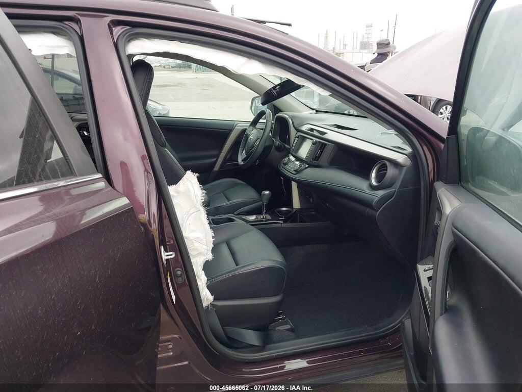 2T3YFREV1JW485725 2018 TOYOTA RAV4 photo no. 5