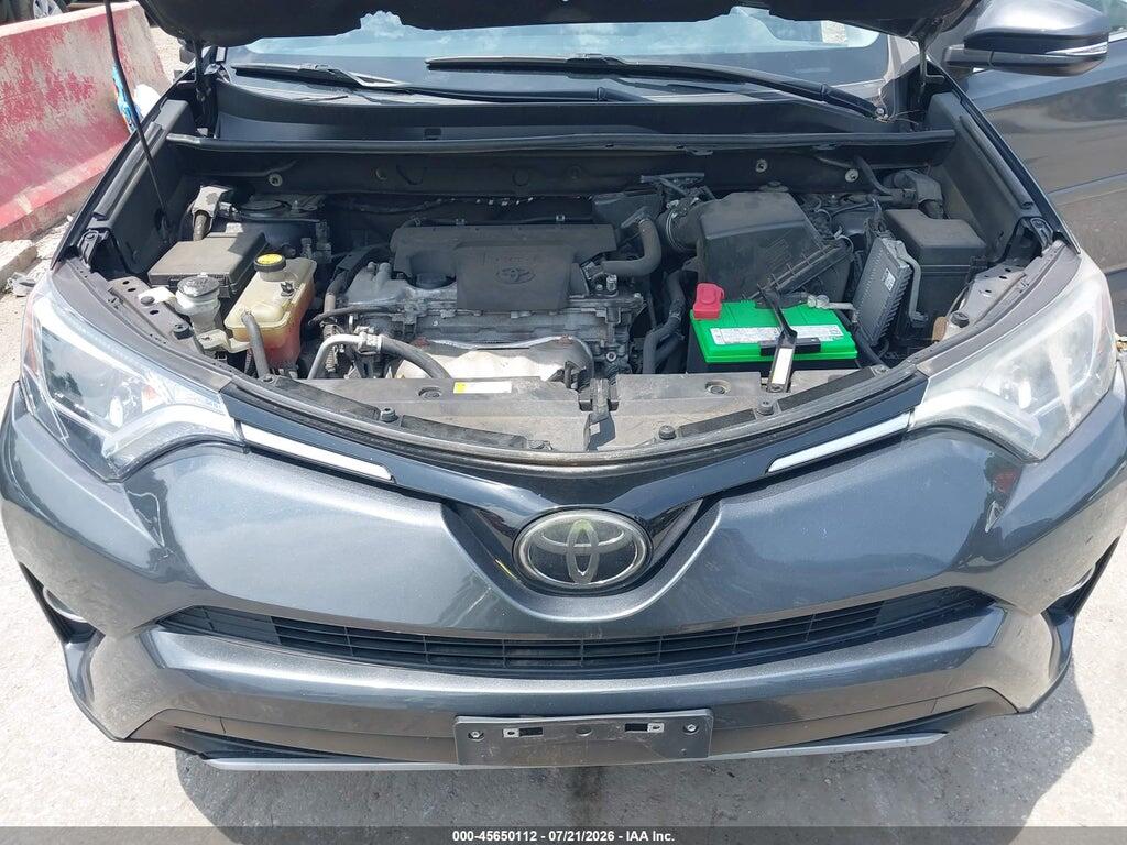 2T3RFREV8JW831032 2018 TOYOTA RAV4 photo no. 10