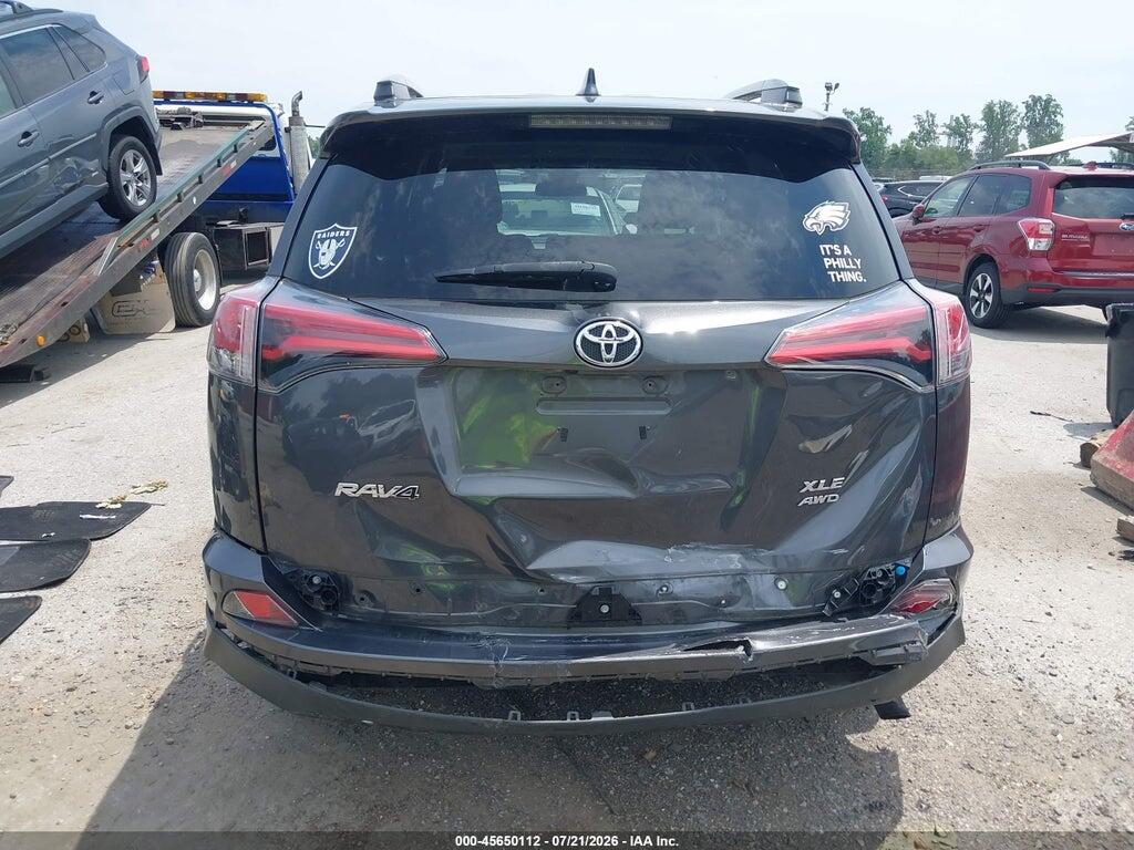2T3RFREV8JW831032 2018 TOYOTA RAV4 photo no. 6