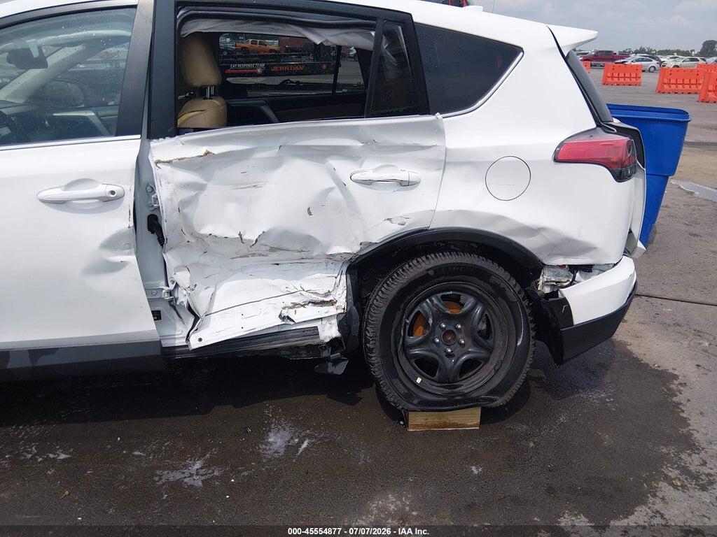 2T3ZFREV5JW430716 2018 TOYOTA RAV4 photo no. 6