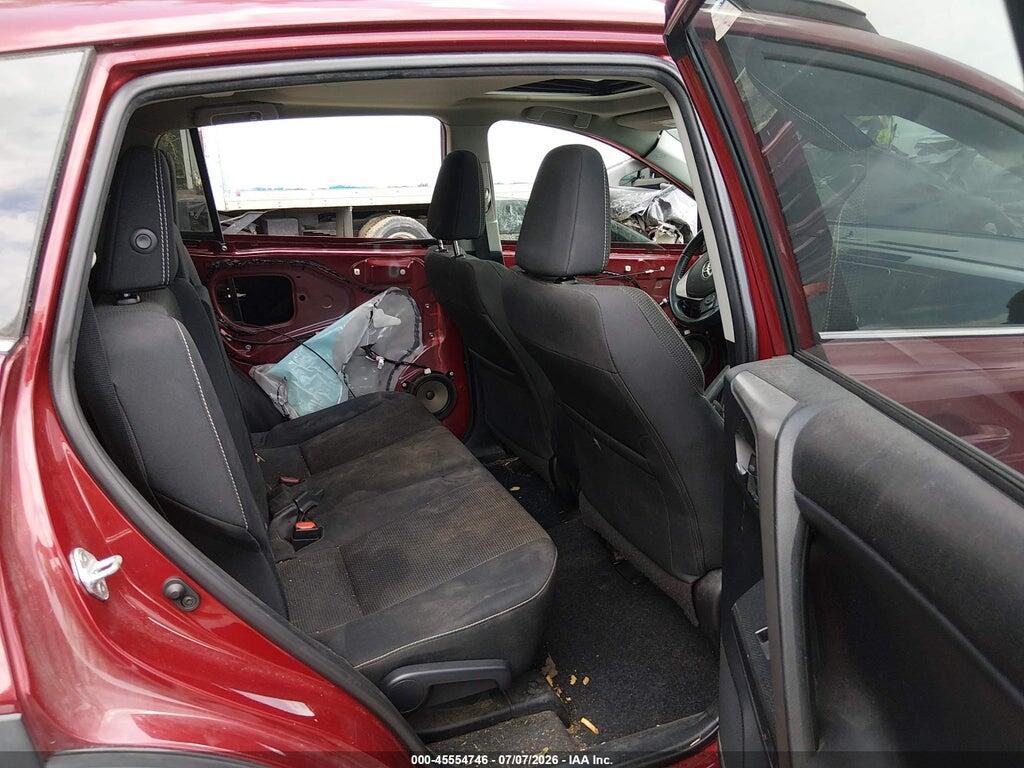 2T3RFREV1JW784572 2018 TOYOTA RAV4 photo no. 8