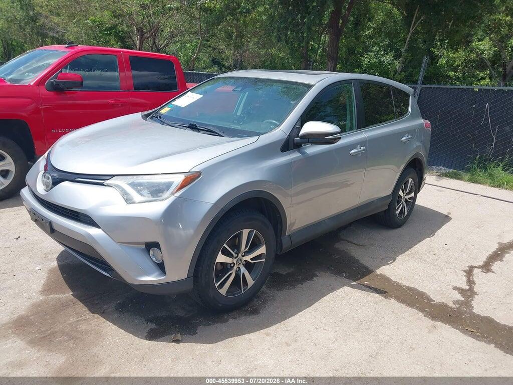 2T3RFREV4JW816785 2018 TOYOTA RAV4 photo no. 2