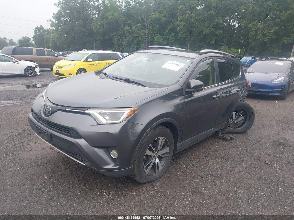 JTMRFREV8JD229776 2018 TOYOTA RAV4 photo no. 2