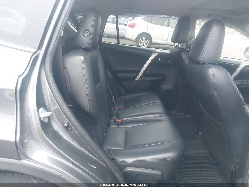 JTMRFREV8JD229776 2018 TOYOTA RAV4 photo no. 8