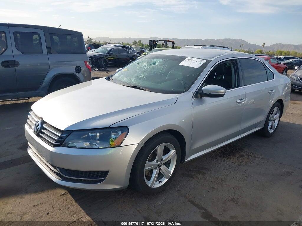 1VWBT7A34FC033489 2015 VOLKSWAGEN PASSAT photo no. 2