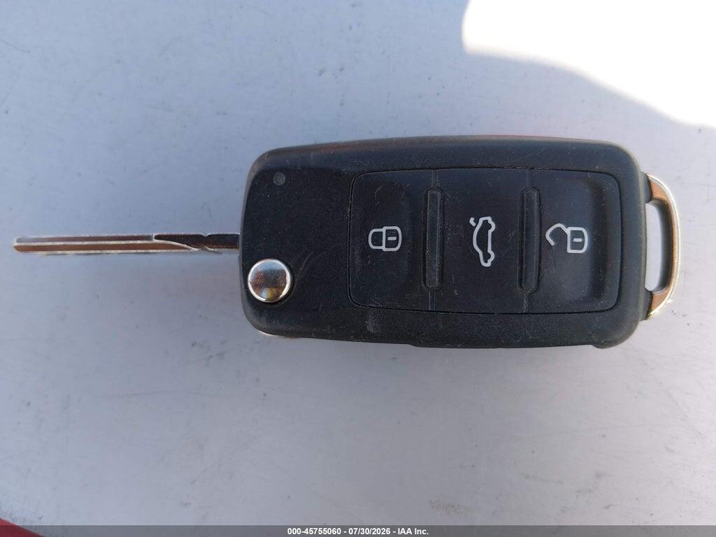 1VWBV7A33FC062329 2015 VOLKSWAGEN PASSAT photo no. 11