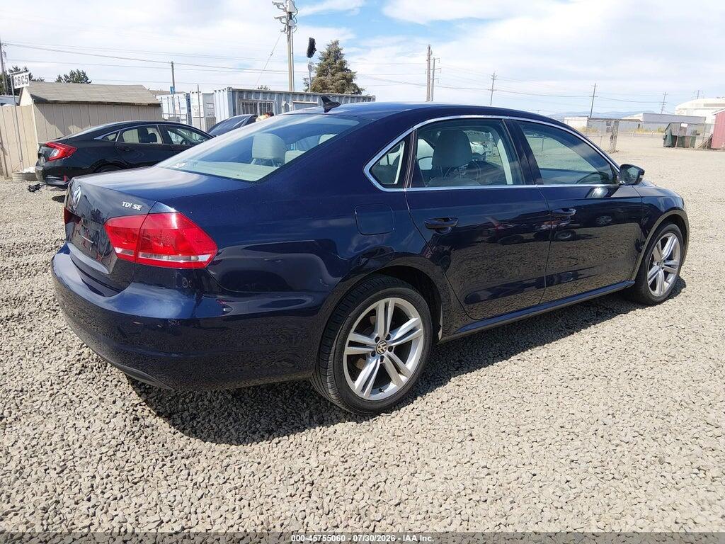 1VWBV7A33FC062329 2015 VOLKSWAGEN PASSAT photo no. 4