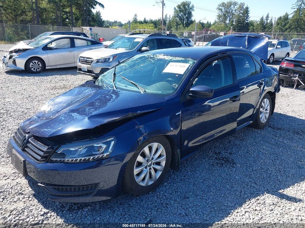 1VWAT7A36FC002594 2015 VOLKSWAGEN PASSAT photo no. 2