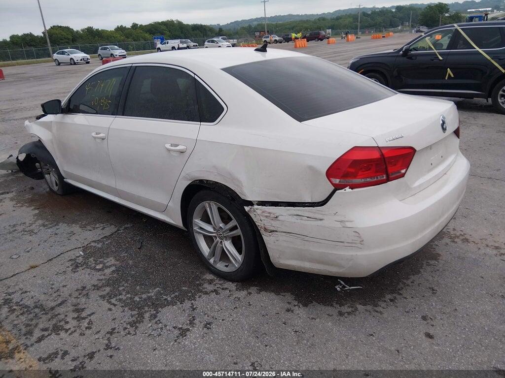 1VWBV7A36FC068383 2015 VOLKSWAGEN PASSAT photo no. 3