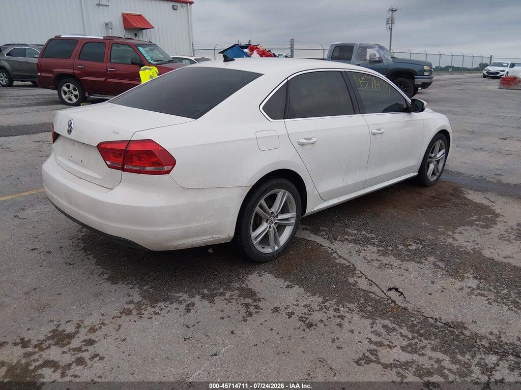 1VWBV7A36FC068383 2015 VOLKSWAGEN PASSAT photo no. 4
