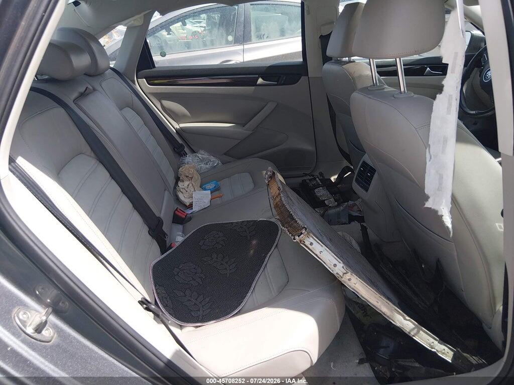 1VWCV7A36FC065164 2015 VOLKSWAGEN PASSAT photo no. 8