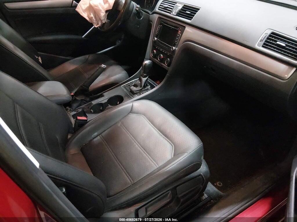 1VWAT7A3XFC078268 2015 VOLKSWAGEN PASSAT photo no. 5
