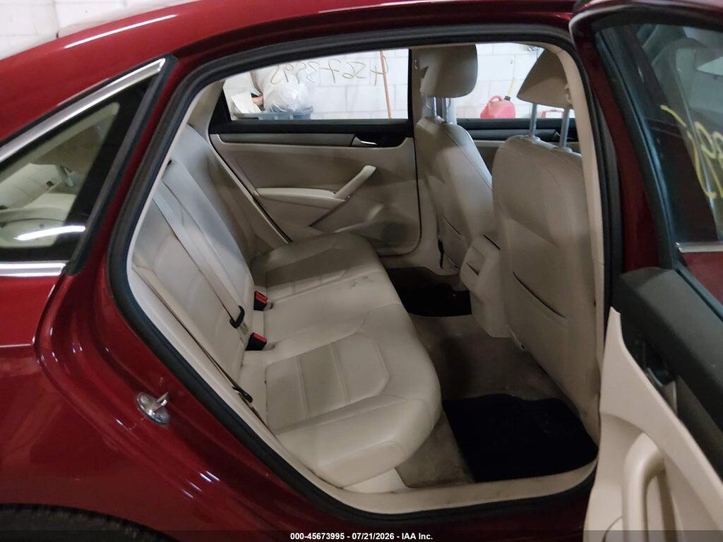 1VWAT7A34FC092425 2015 VOLKSWAGEN PASSAT photo no. 8