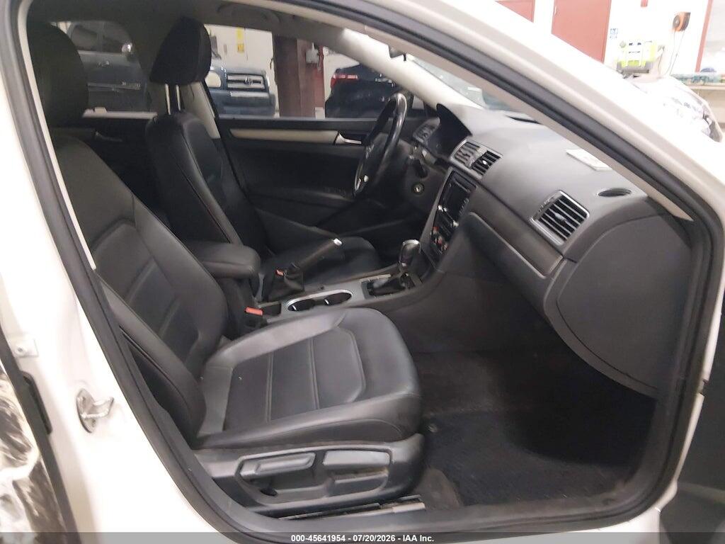 1VWBV7A35FC045466 2015 VOLKSWAGEN PASSAT photo no. 5