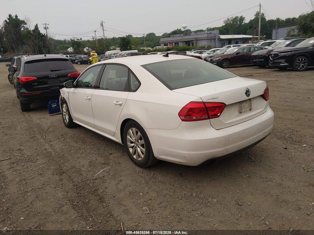 1VWAT7A39FC024668 2015 VOLKSWAGEN PASSAT photo no. 3