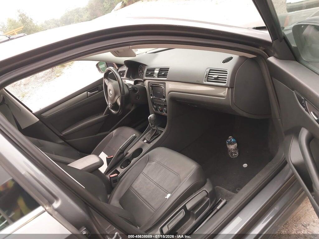 1VWAT7A39FC087642 2015 VOLKSWAGEN PASSAT photo no. 5