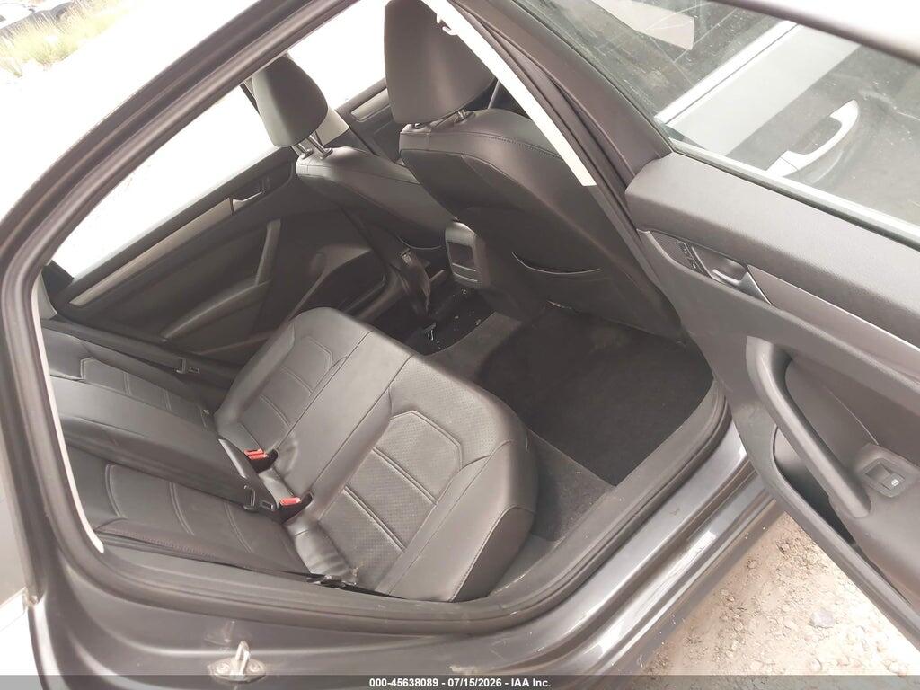 1VWAT7A39FC087642 2015 VOLKSWAGEN PASSAT photo no. 8