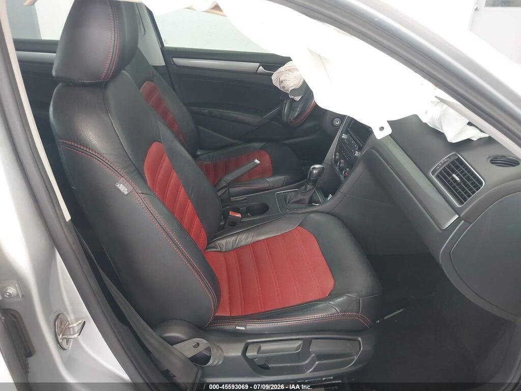 1VWAT7A38FC064384 2015 VOLKSWAGEN PASSAT photo no. 5