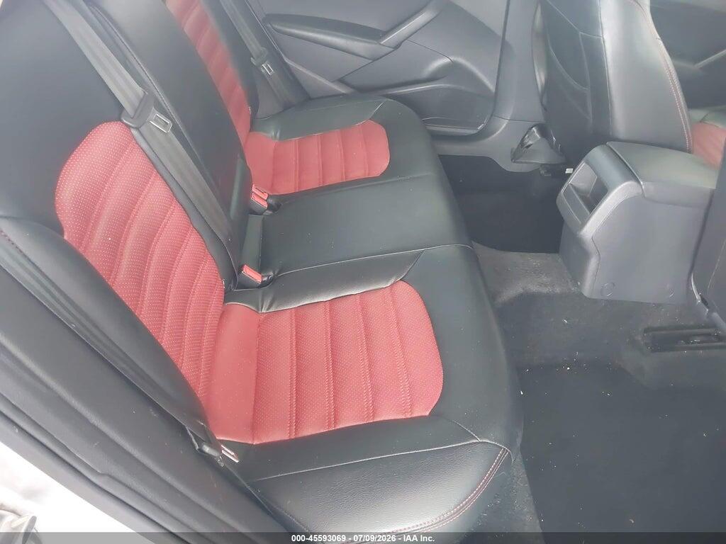 1VWAT7A38FC064384 2015 VOLKSWAGEN PASSAT photo no. 8