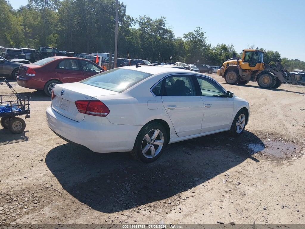 1VWAT7A35FC081305 2015 VOLKSWAGEN PASSAT photo no. 4