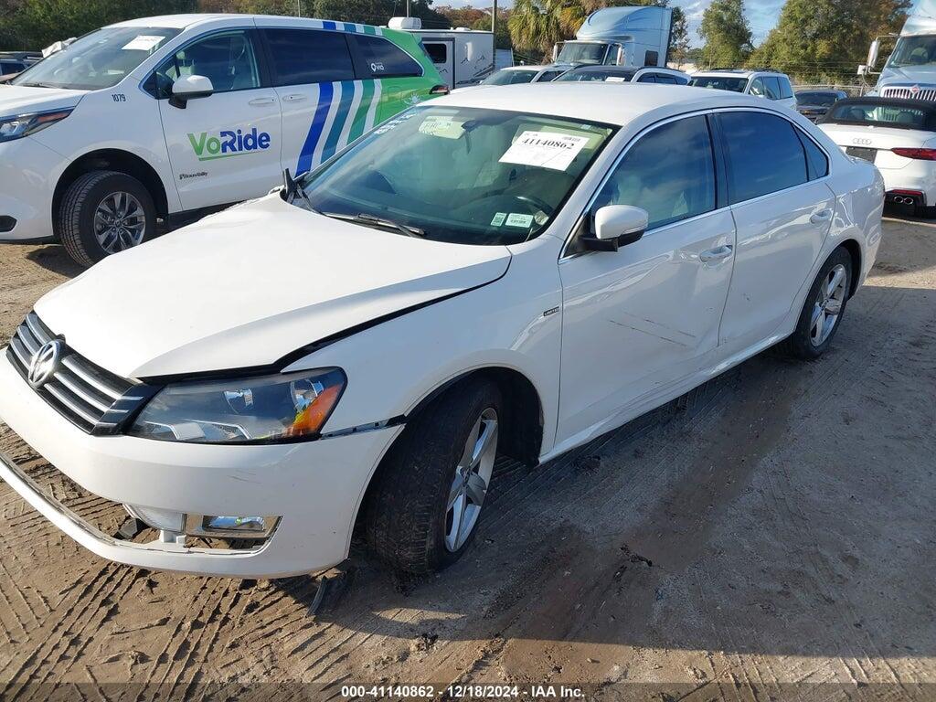 1VWAS7A3XFC097101 2015 VOLKSWAGEN PASSAT photo no. 2