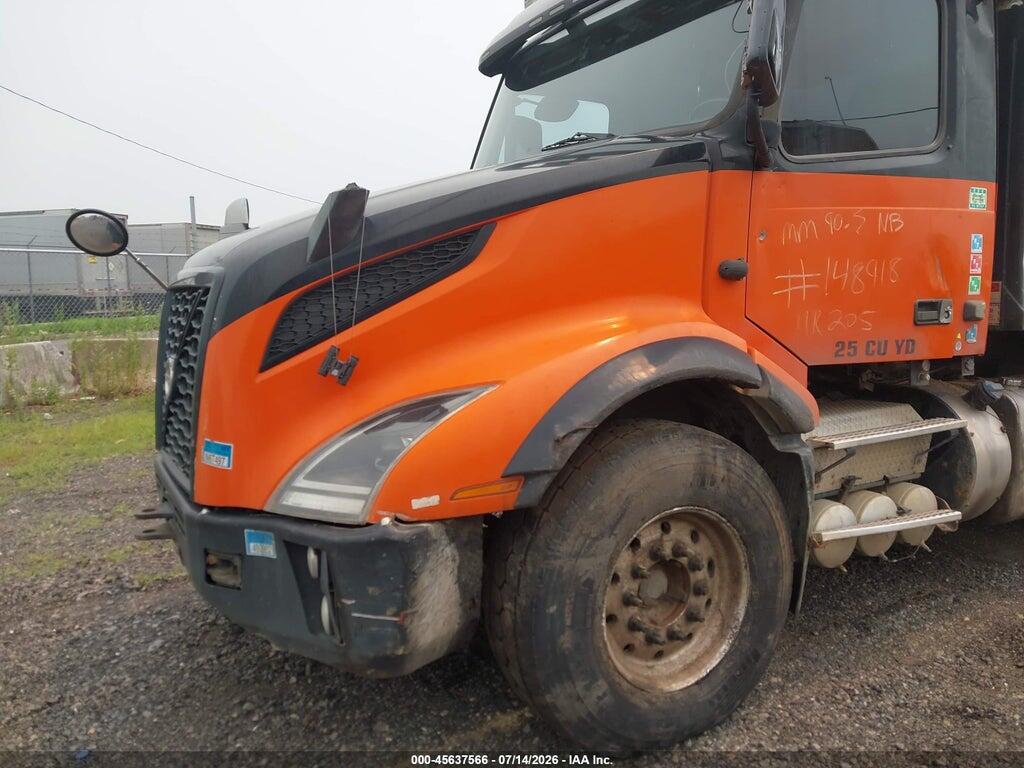 2020 VOLVO VN 4V5XG9EJ1LN269390