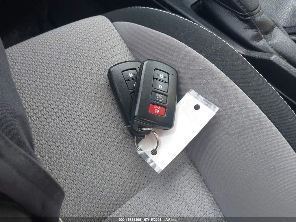 JTMRJREV9JD236038 2018 TOYOTA RAV4 HYBRID photo no. 11