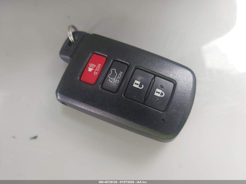 JTMDJREV5JD226164 2018 TOYOTA RAV4 HYBRID photo no. 11