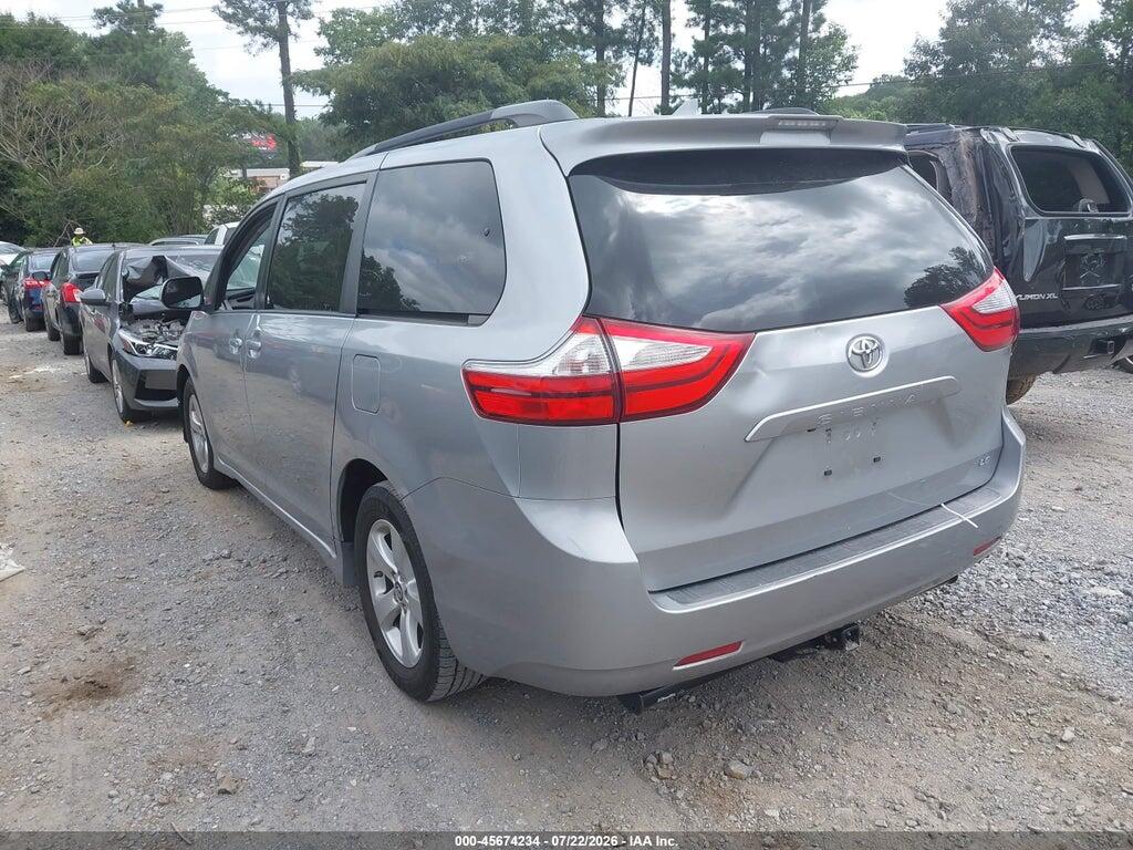 5TDKZ3DC3JS938349 2018 TOYOTA SIENNA photo no. 3