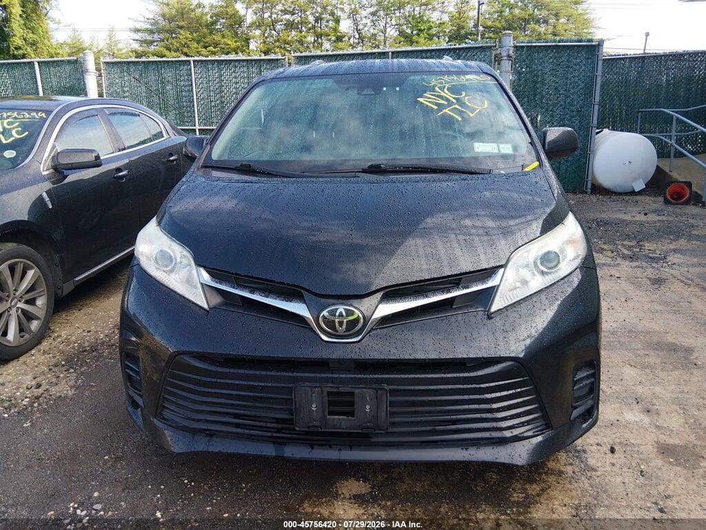 5TDKZ3DC2JS945938 2018 TOYOTA SIENNA photo no. 12