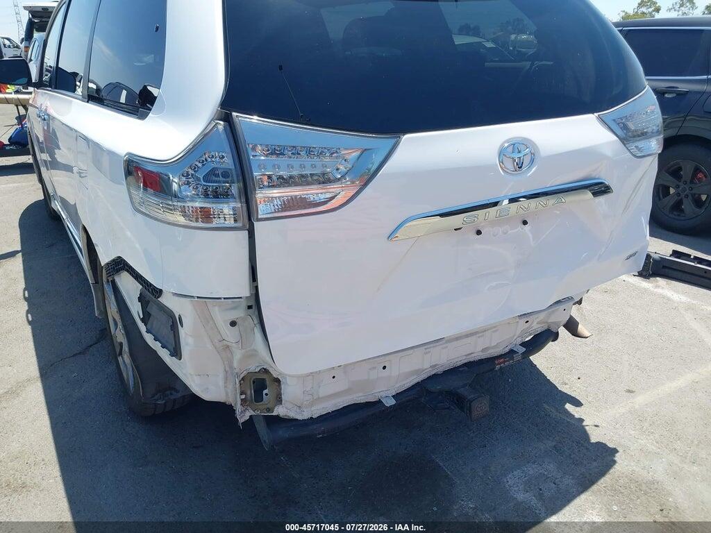 5TDXZ3DC6JS958262 2018 TOYOTA SIENNA photo no. 6