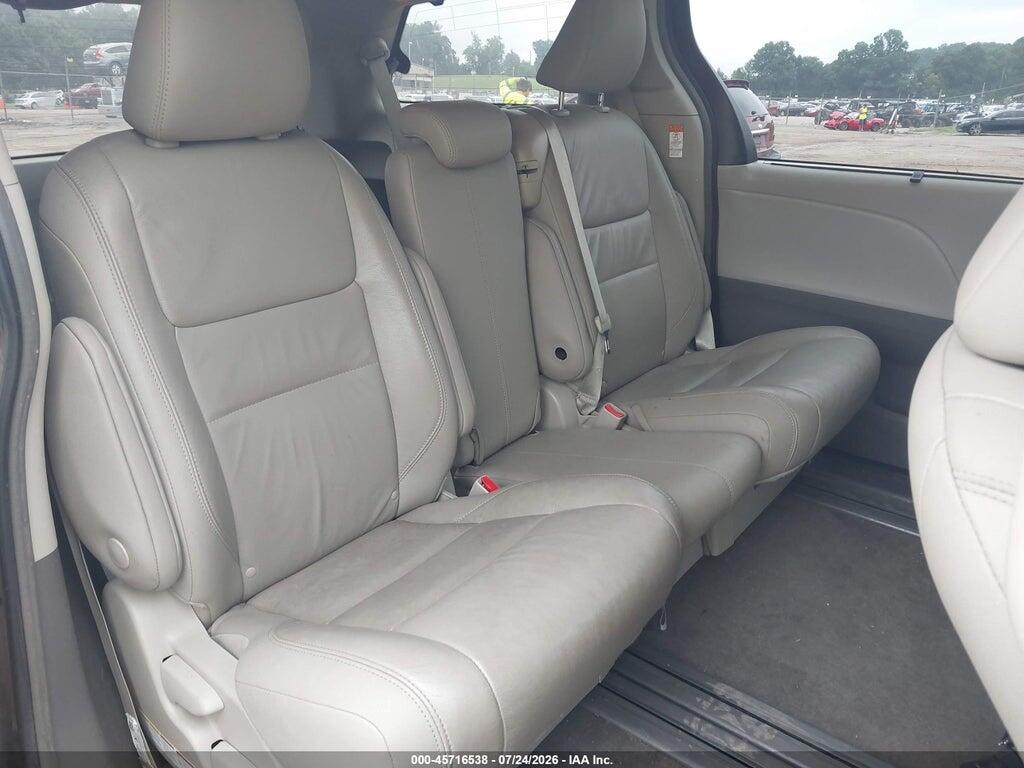 5TDYZ3DC4JS909484 2018 TOYOTA SIENNA photo no. 8