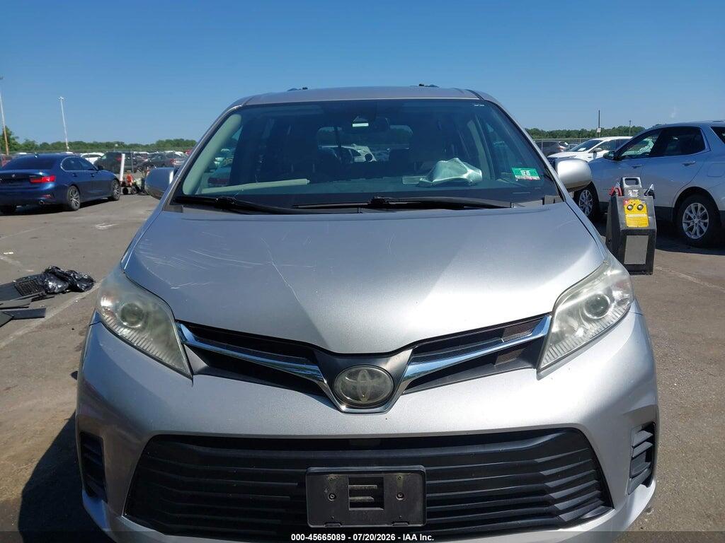 5TDJZ3DC3JS204922 2018 TOYOTA SIENNA photo no. 12