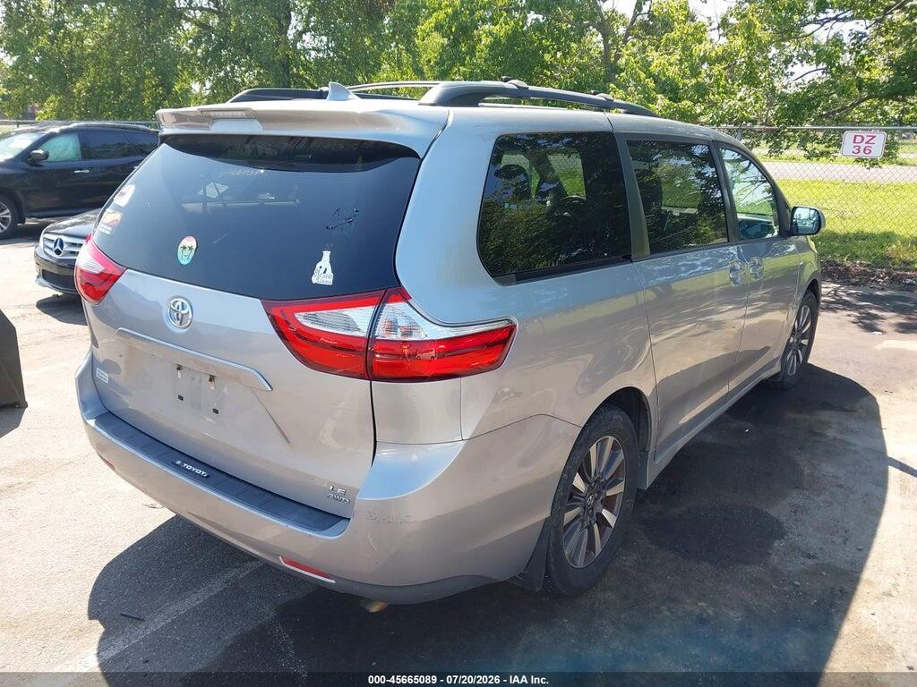 5TDJZ3DC3JS204922 2018 TOYOTA SIENNA photo no. 4