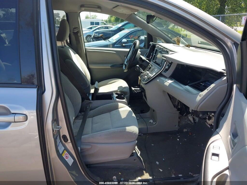 5TDJZ3DC3JS204922 2018 TOYOTA SIENNA photo no. 5