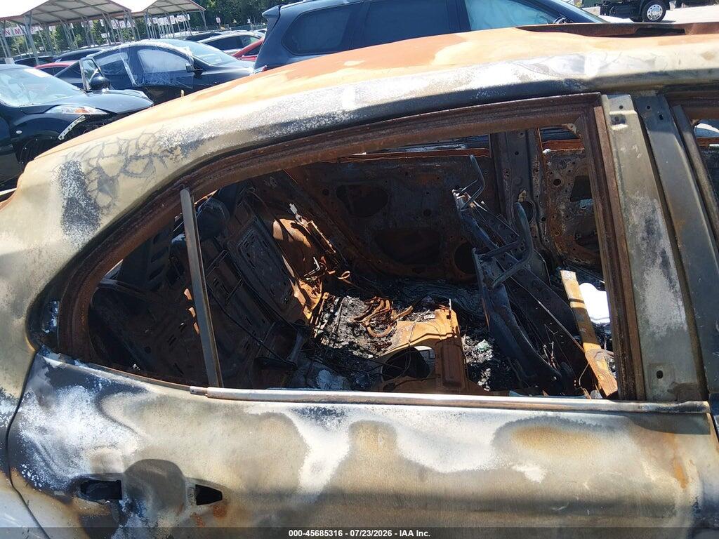 4T1B11HK2KU783671 2019 TOYOTA CAMRY photo no. 8