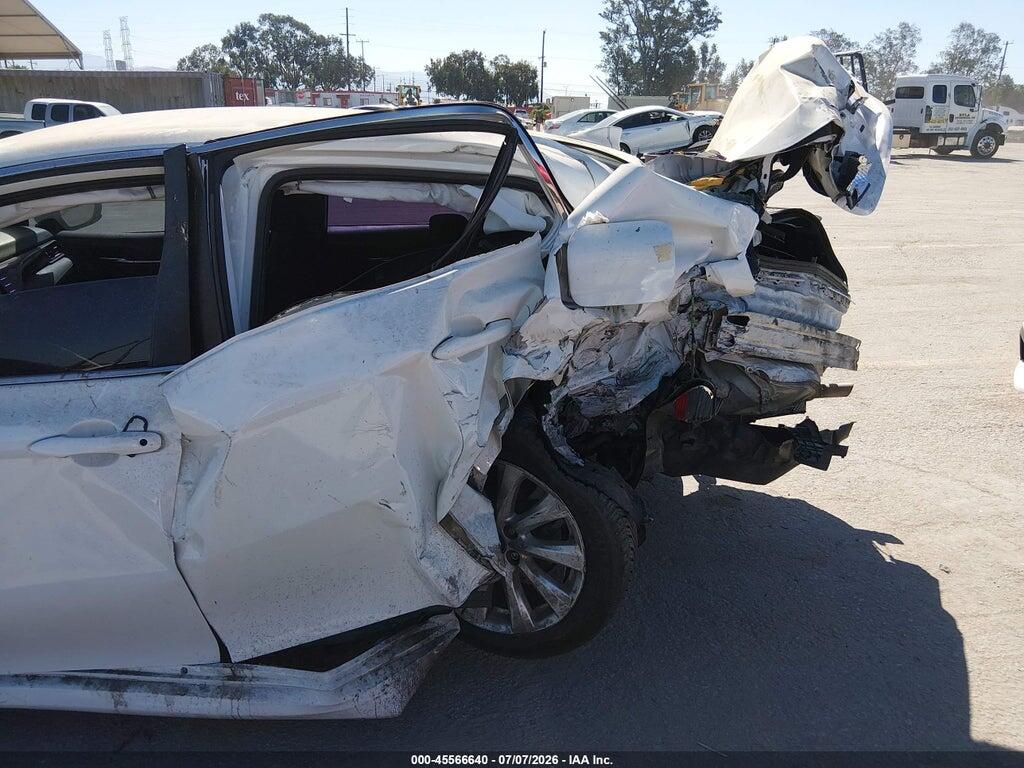 4T1B11HK3KU756608 2019 TOYOTA CAMRY photo no. 11