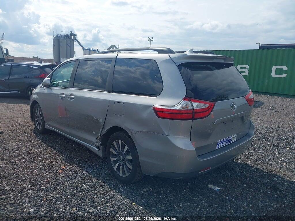 5TDJZ3DC3JS206010 2018 TOYOTA SIENNA photo no. 6