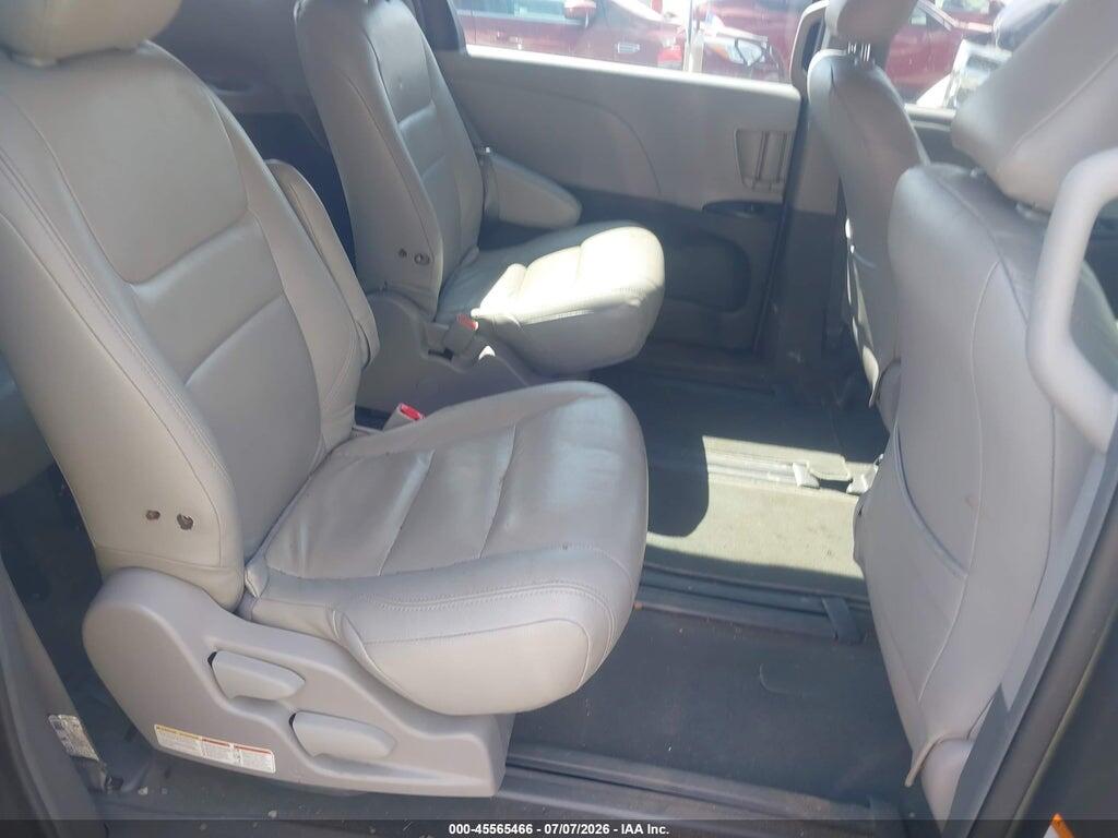 5TDZZ3DCXJS960086 2018 TOYOTA SIENNA photo no. 8